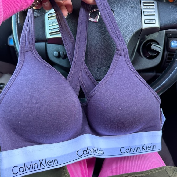 Calvin Klein Medium push-up bralette NWT - Picture 4 of 7